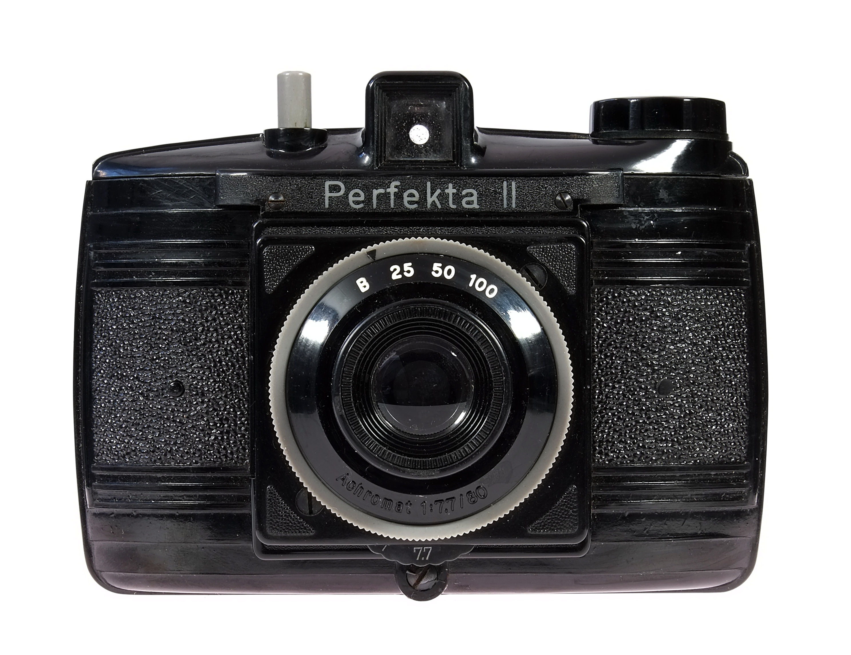 Mast ona va uning ogli rus tilida jinsiy aloqada boladi.